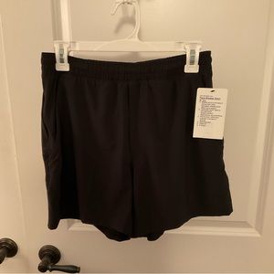 ⚡️NWT⚡️Lululemon Men’s 5” Pacebreaker Short Linerless in Black